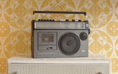 BELL, BOOK & CANDLEWie Wir Sind