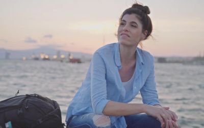 KATE LOUISA Mit Dem Rücken Zur Wand